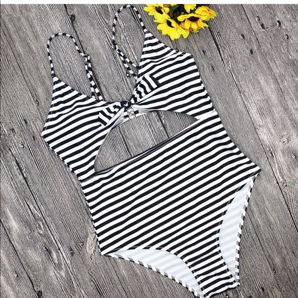 Sale FIRM🍒 Retro Striped High Waist monokini - Picture 2 of 4